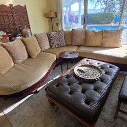 Curved sectional sofa