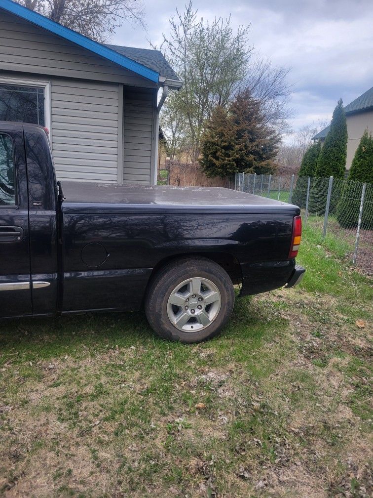 99 To 06 Silverado Sierra Fiver Glass Bed Cover,