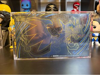 Pokemon Mega Charizard Ultra Premium Collection + Acrylic Case