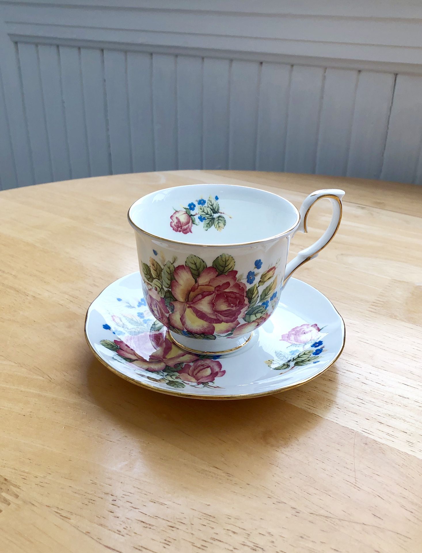Duchess Teacup & Saucer