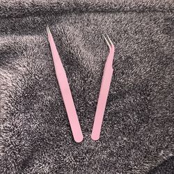 Tweezers