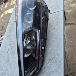 Hyundai Tucson Left Headlight 2 Projectors Oem