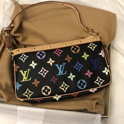 LOUIS VUITTON Authentic-NEW never Been used
