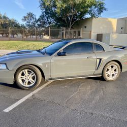 2003 Ford Mustang