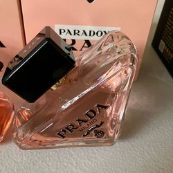 PRADA PERFUME 