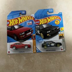 Hot Wheels Set Of 2