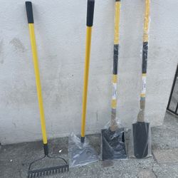 Shovel Y Rake Y Azadon. 
