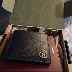 Gucci Wallet Brand New 