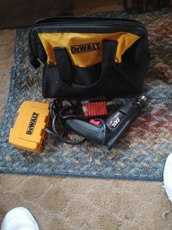 Skill Drill With Drill Bits And Drill Bits And Bag All For $20 For Everything