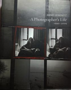 ANNIE LEIBOVITZ, A Photographer's Life, 1(contact info removed)