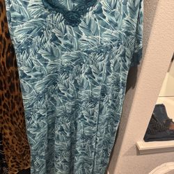 Women Secre Treasures Sleeping Shirt L (12-14) Size 