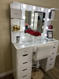 Vanity
