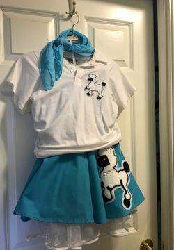 Costume (girls) - poodle skirt and shirt