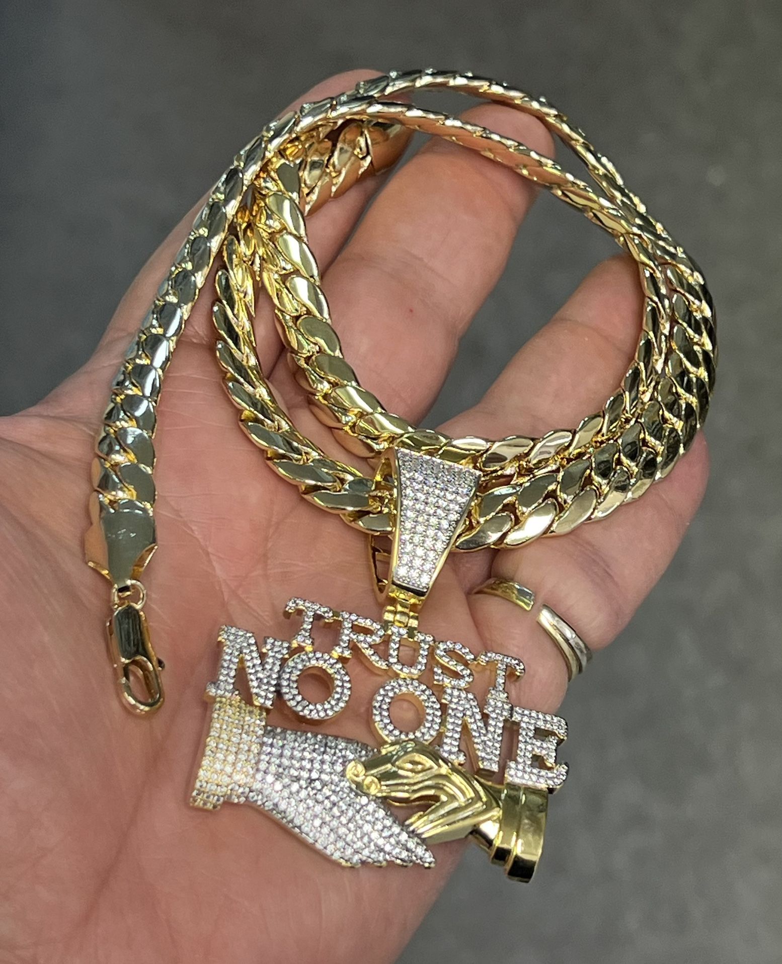 -TRUST NO ONE -icy simulated diamonds stones pendant and Cuban necklace 🔥🔥🔥