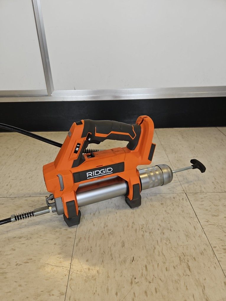Ridgid 18V Cordless 2 Speed Grease Gun TOOL ONLY 813590-1