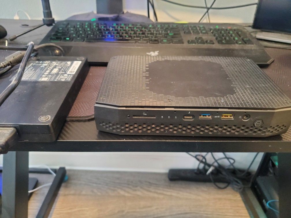 Intel NUC i7 2060RTX Gaming PC