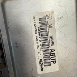 2015 CHEVY SILVERADO 6.0 2500 OEM ECU 