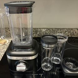 Kitchen aid K150 Blender