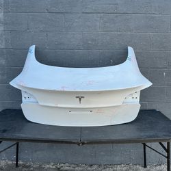 2017 - 2020 - TESLA MODEL 3 - Trunk Lid OEM