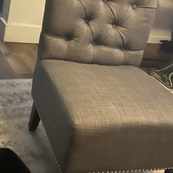 Accent Chair 