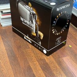 Breville nespresso Brand New 