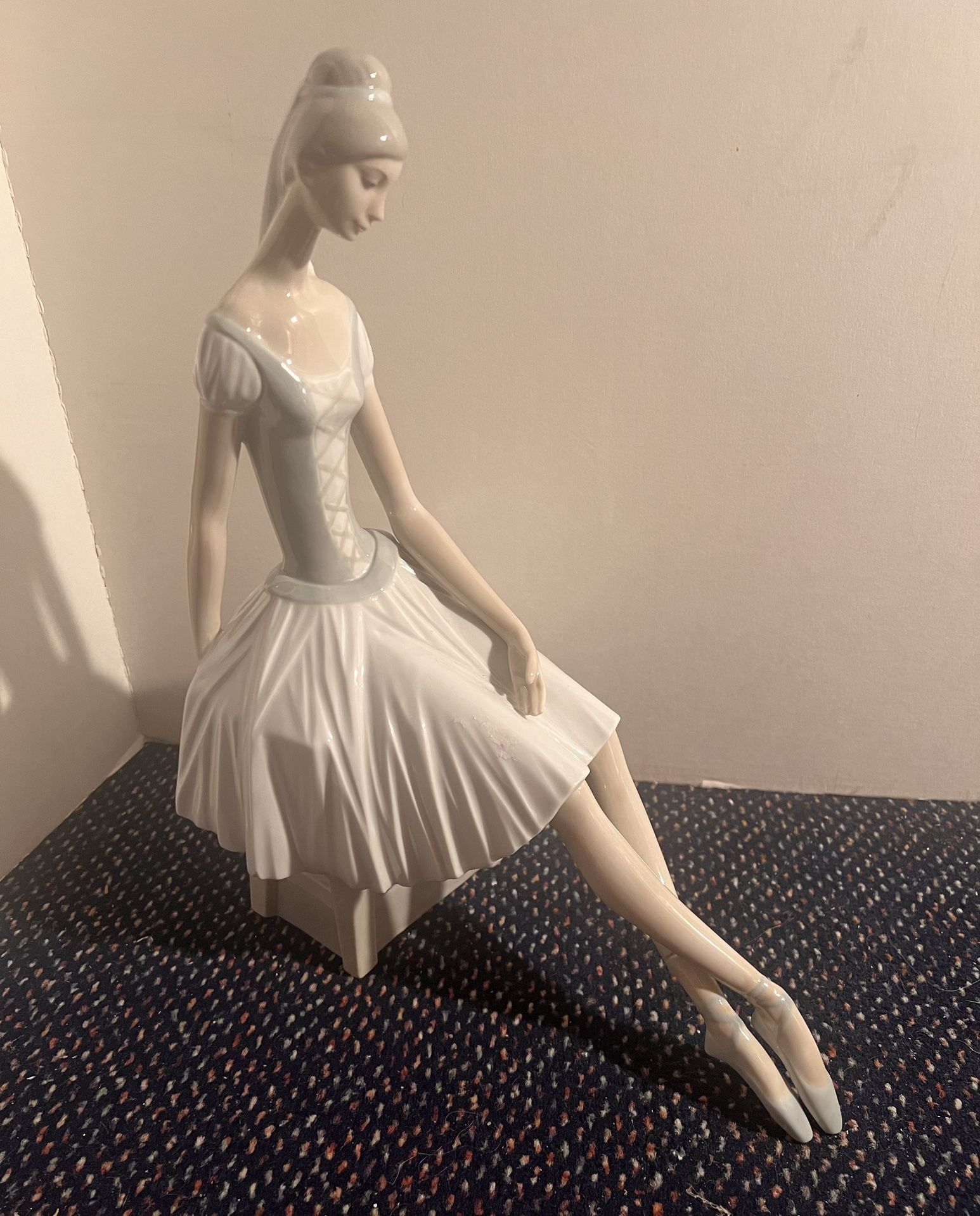 Vintage Lladro “Ballerina” Nao retired and rare figurine