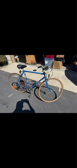 Raleigh Rapide road bike