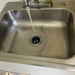 Kitchen Sink With Faucet