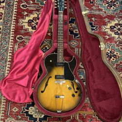 Gibson ES135 Mint Collector Grade