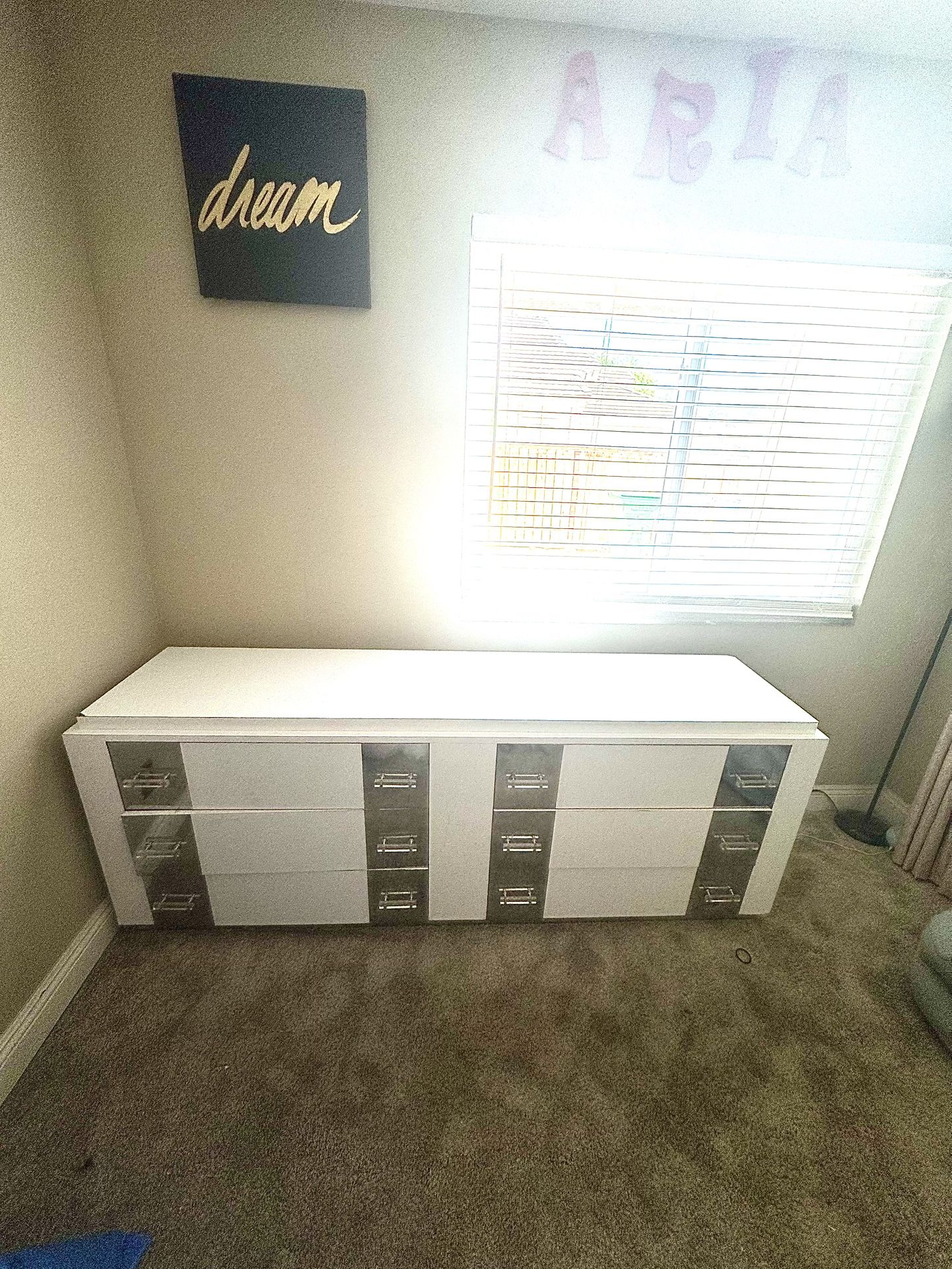 6 Drawer Dresser