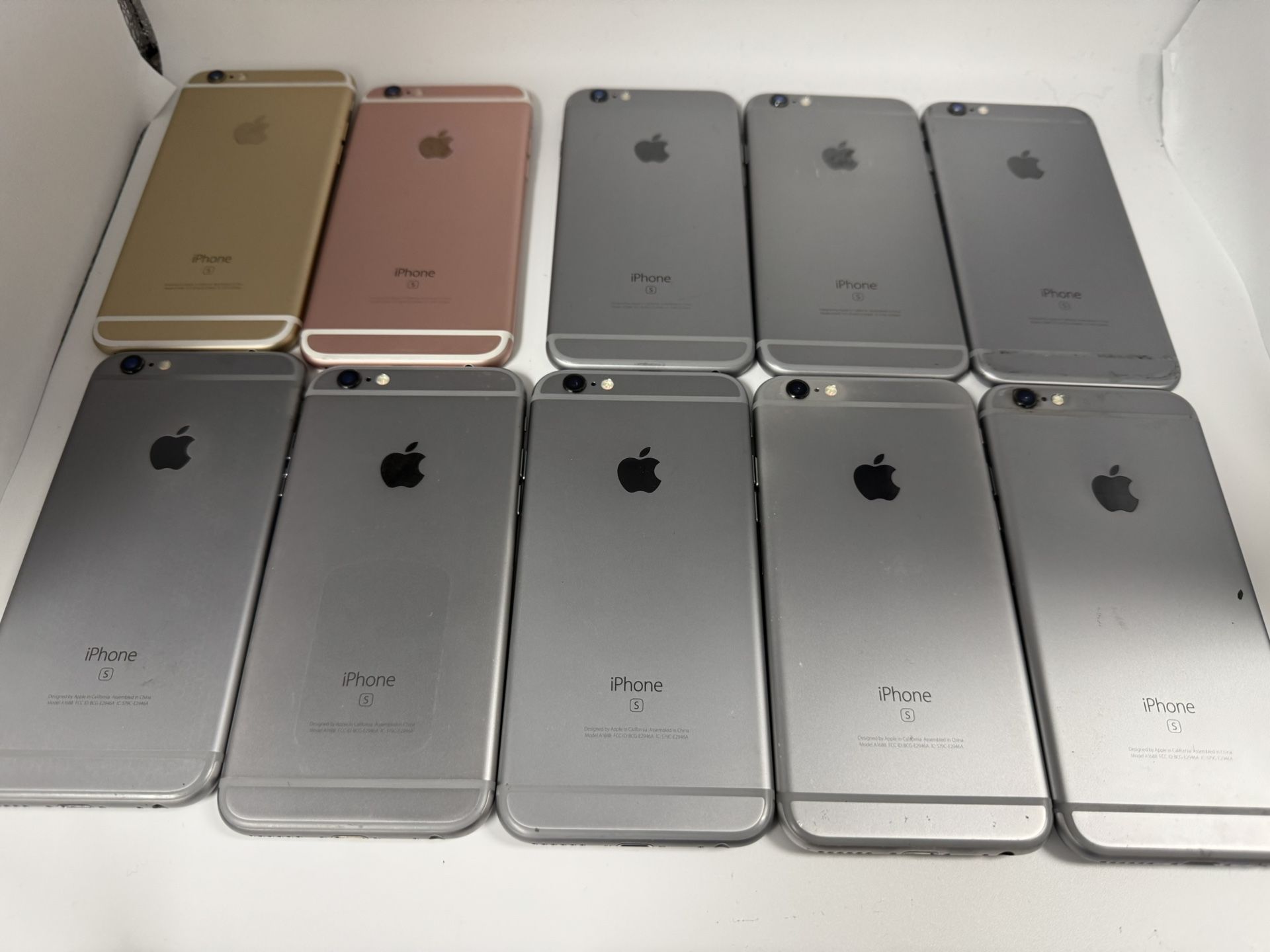 Lot of 50 iPhone 6s 32gb unlock Grade A condition. $40 each