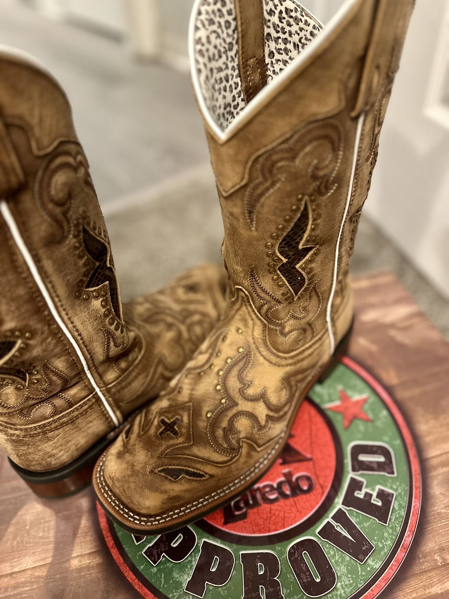 Cowboy Boots - Laredo Spellbound