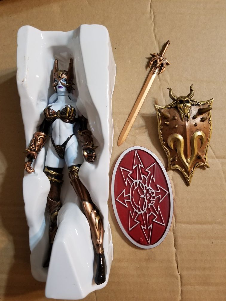 NEW IN BOX 1999 Lady Death Toyfare Exclusive Wizard Bronze Age Action Figure
