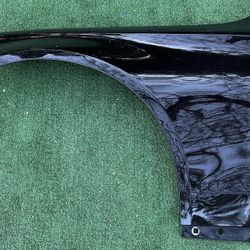 Mercedes Benz C Class C300 C43 C63 AMG Left Driver Side Fender Guardafango Izquierdo Chofer 2015 2016 2017 2018 2019 2020 2021 2022 2023