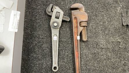 Pipe Wrenches 