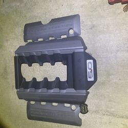 Engine Cover, Coil Covers And Oil Cover Mustang 5.0 