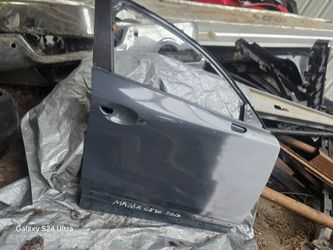 2019 2024 right side front door shell