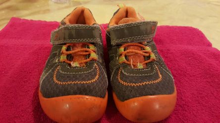 Oshkosh)Tenis Shoes Para Nino