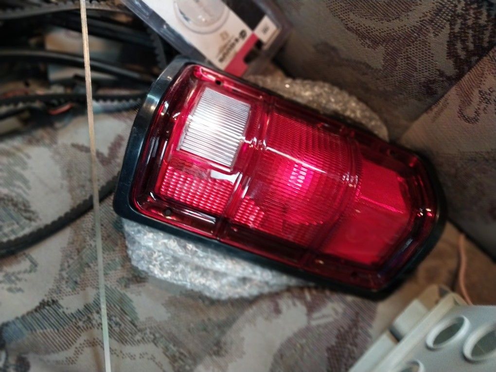 Dodge Dakota Taillight