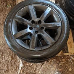 350z oem pair of wheels (2)