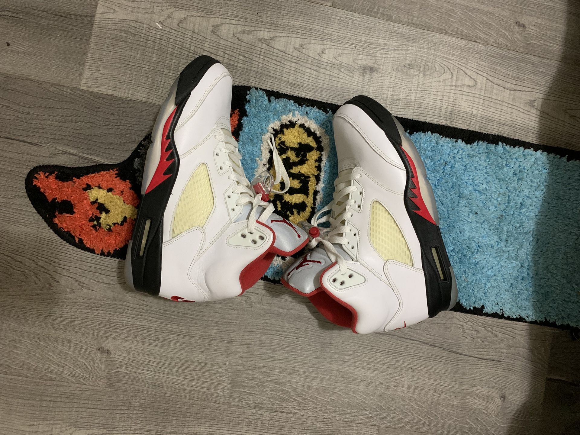 Jordan 5 Fire Red