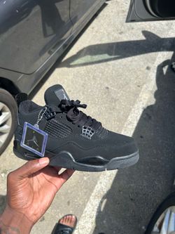 Jordan 4 “Black Cat”