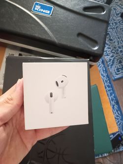 Airpod 4th gen