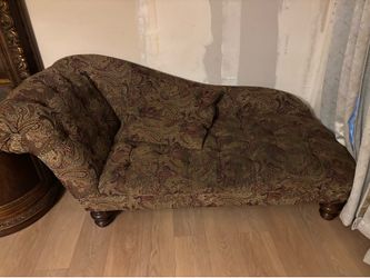 Chaise lounger