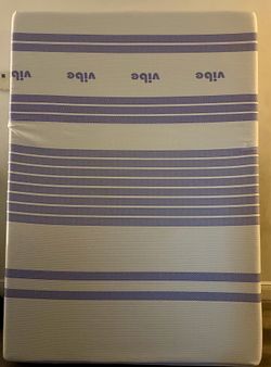 Full size tempur-pedic mattress