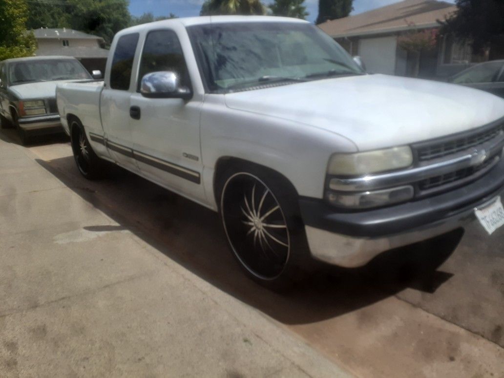 2002 chevy silverado 2wd