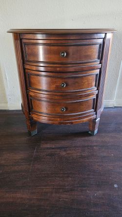 Solid wood night stand / End table