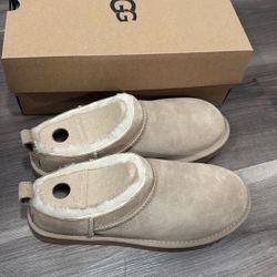 UGG 