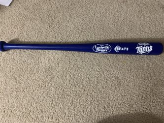 Louisville Slugger 28” Bat