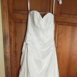 Brand New David's Bridal Wedding Dress